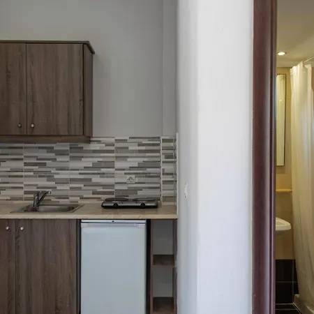 Aparthotel Roula